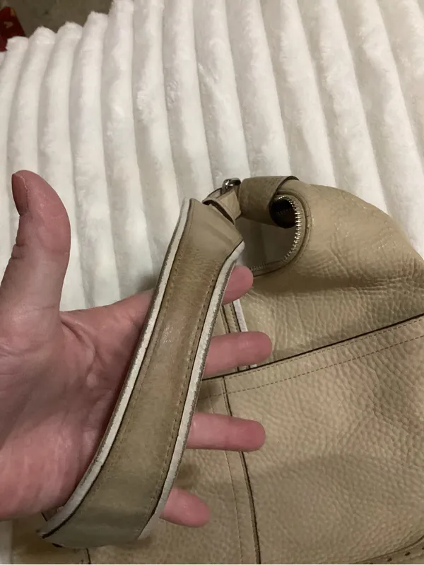 Vintage Beige pebble Coach Soho bag - Image 3