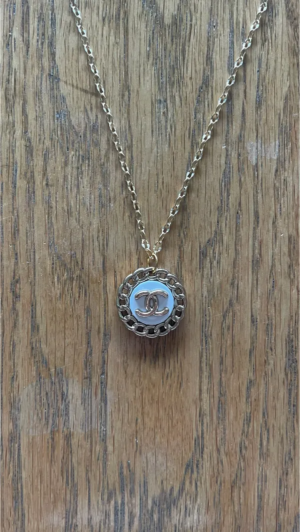 Reworked Gold and White Button Necklace - Image 5