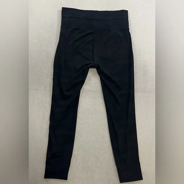 Vuori Daily Leggings — Black Camo High-Waist - Image 3