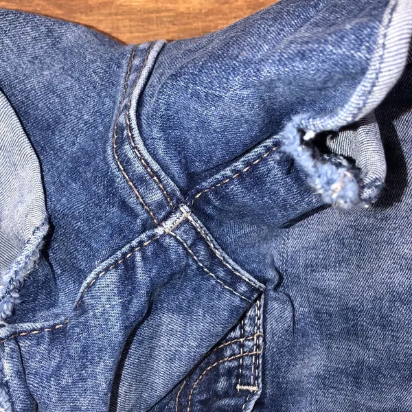 SIGNATURE LEVI STRAUSS 4/27 high rise denim shorts - Image 8