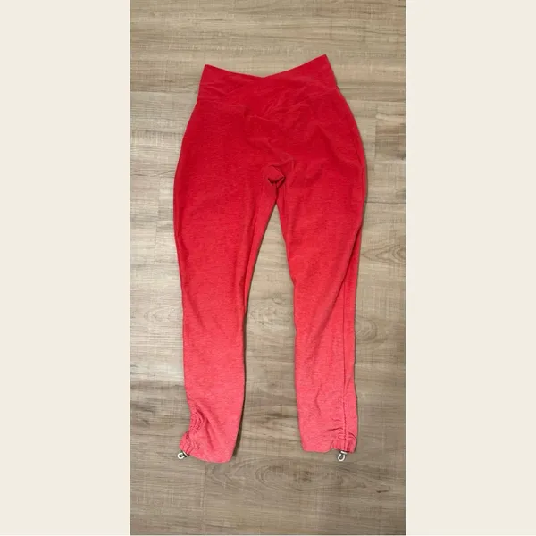 Bombshell Sportswear leggings! - Image 2