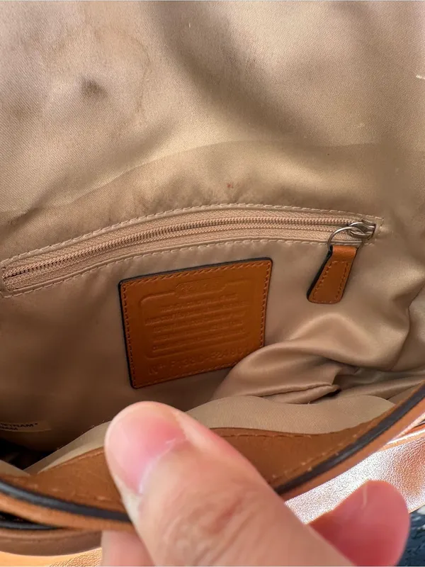 Coach Leather Crossbody Orange/Brown/cream - Image 7