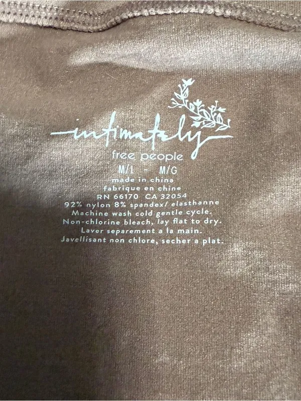 NWT Intimately Free People Brown Seamless Long Sleeve Crop Top M/L - Image 3