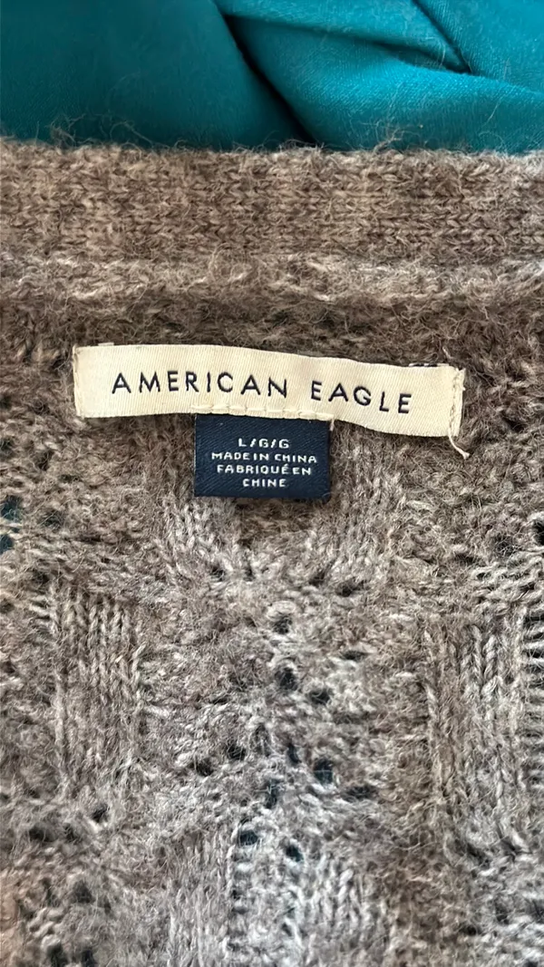 American Eagle Cropped Cardigan - Image 2