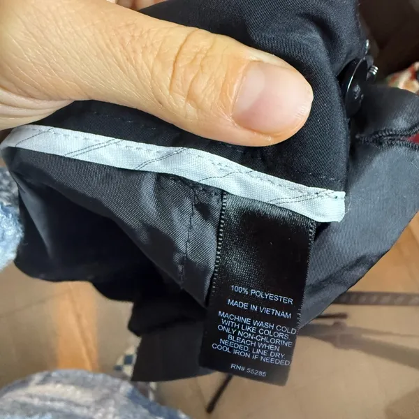 Express Y2K Black Sheen Belted Low Rise Belted Shorts - Image 3
