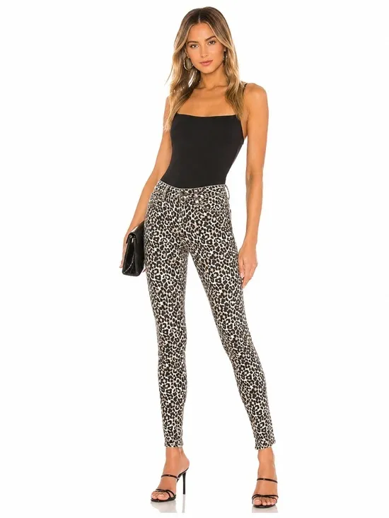 American Eagle Jeans - Image 6