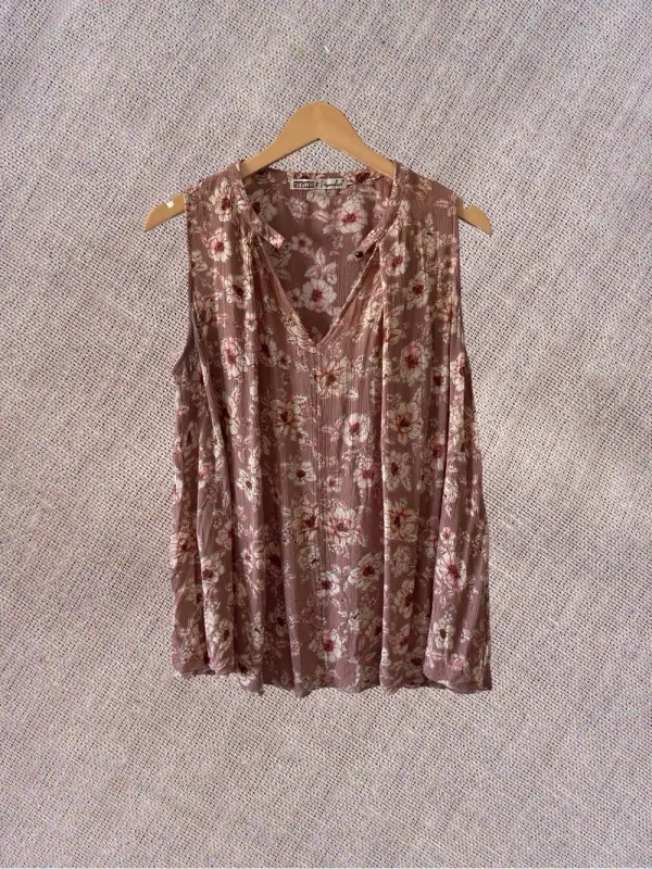 Gypsies & Moondust Floral Crinkle Sleeveless V-Neck Tank Top Brown Pink Large - Image 9