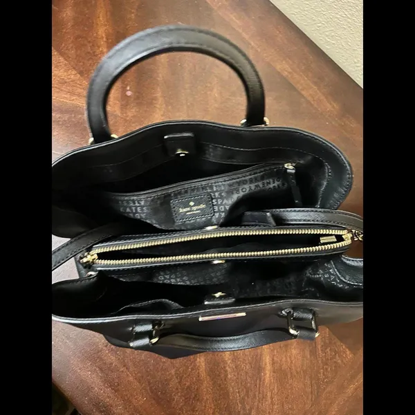 Kate spade purse bag black short handles and longer strap - Image 9