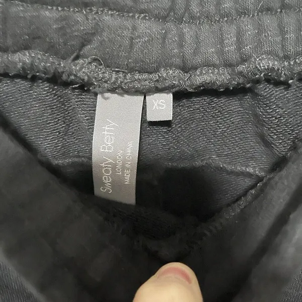 Sweaty Betty Black Essentials High‎ Waist Longline Sweat Shorts Size XS - Image 4