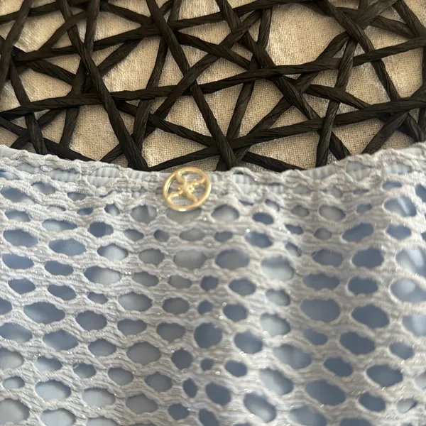 VIX Mesh Basic Bottom, Size Medium, $86 Blue - Image 9