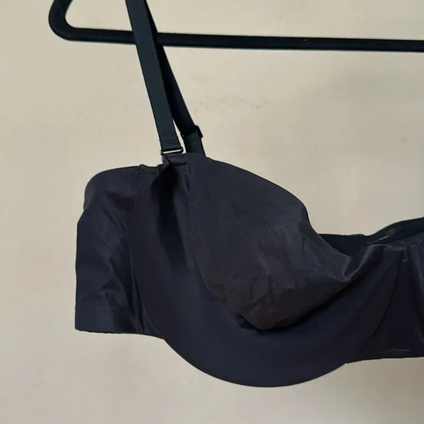 SKIMS‎ Smoothing Intimates Strapless Bra BA-BAN-2607 color Onyx 42D - Image 10