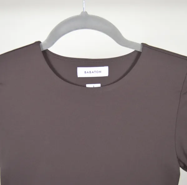 Aritzia Contour Crew Cropped Tee Rich Mocha Brown - Image 2