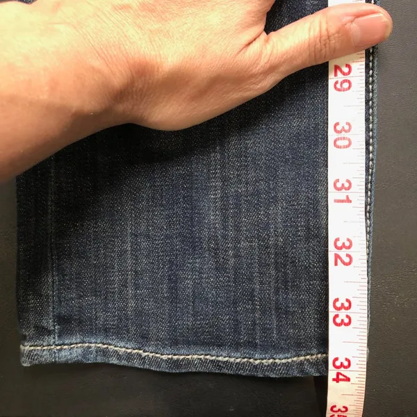 Rock and Republic Kendall Size 4 Jeans - Image 5