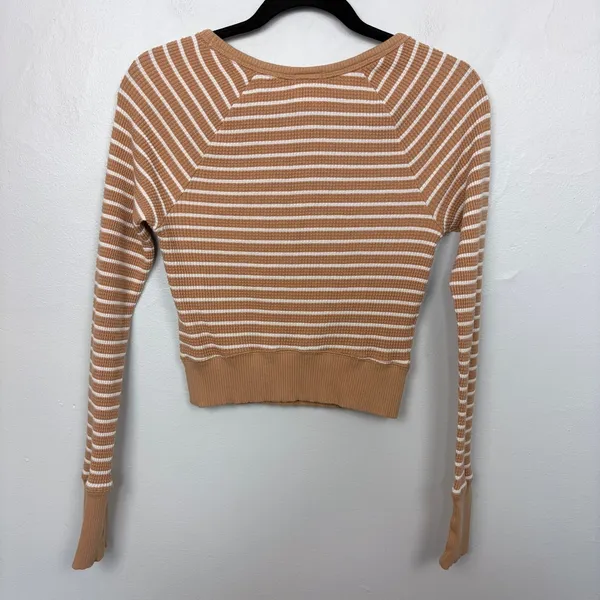 Offline by Aerie Striped Waffle Cropped Tee Long Sleeve Casual Minimalist Small - Image 5