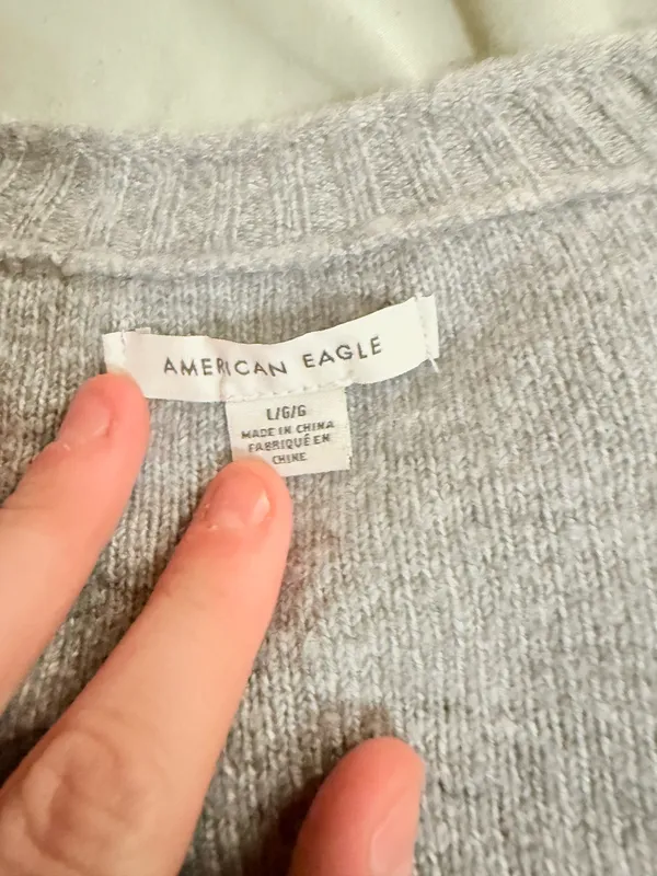 American Eagle Outfitters gray cozy cardigan Large - Image 2