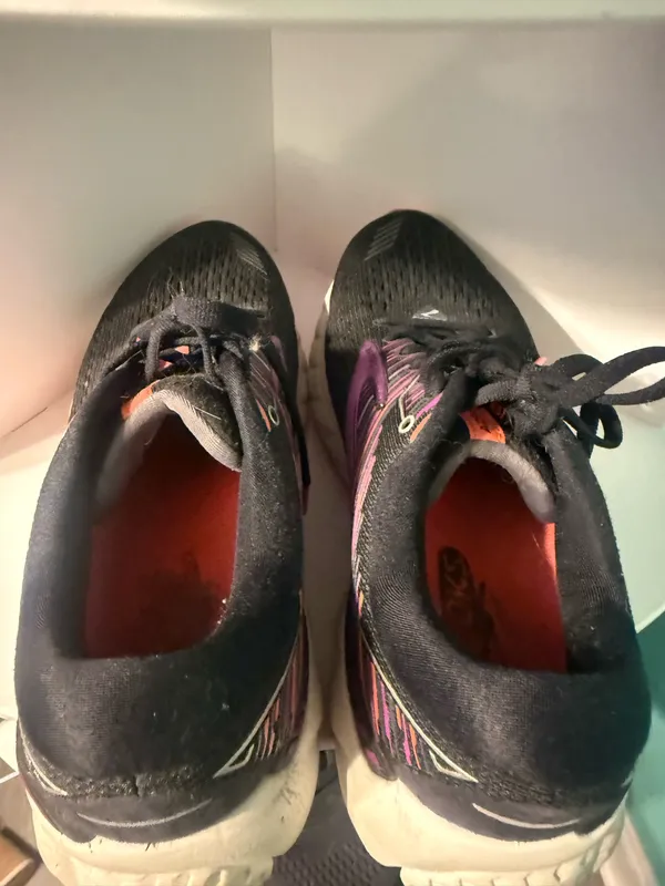 Brooks Women’s Shoes - Image 5