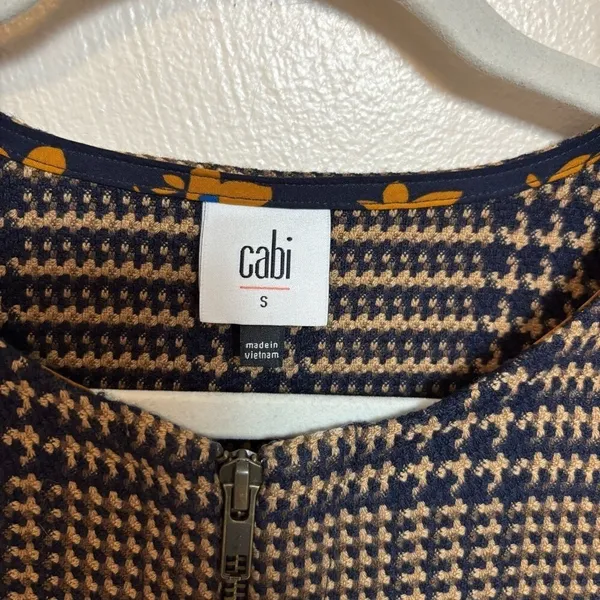 Cabi Women's Flounce‎ Jacket 3902 Tartan Plaid Zip Front Brown Navy Size Small - Image 4