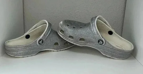 Crocs Classic Glitter II Clog Shoe 'Silver' Size Men's 4 /Women's 6 - Image 6