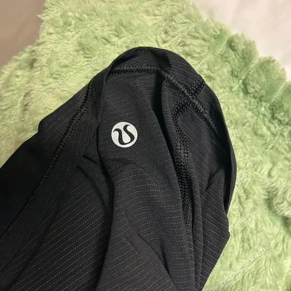 lululemon like new tank top - Image 2