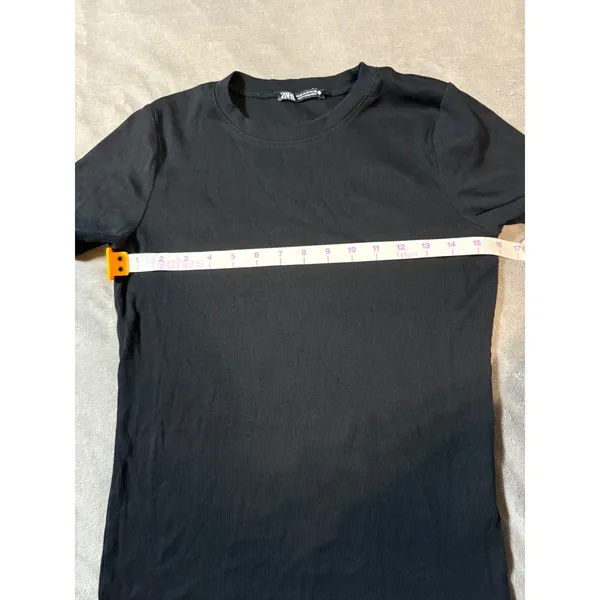 Zara Women Black Short Sleeve Ribbed‎ Shirt Size Medium Basics Crew Neck - Image 3