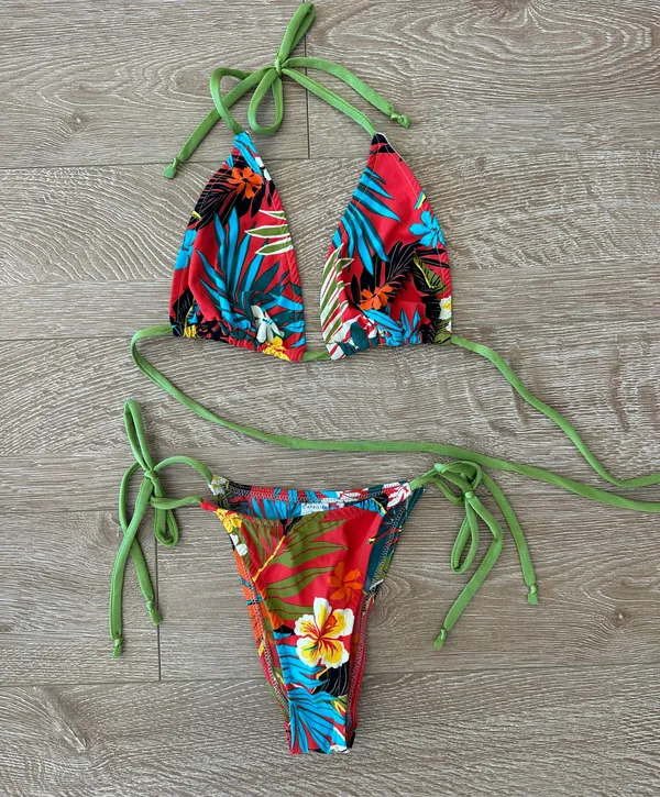 Bikini - Image 2