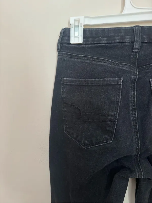 American Eagle Dream Jean Curvy High Rise Jegging Crop Black Size 6 Button Fly - Image 5