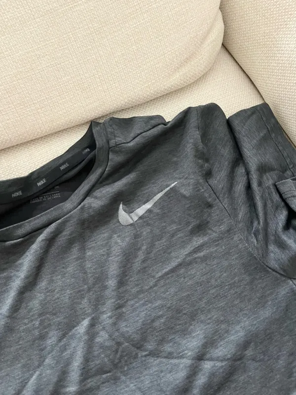 Nike Men's Gray Dri-fit T-Shirt - Image 2