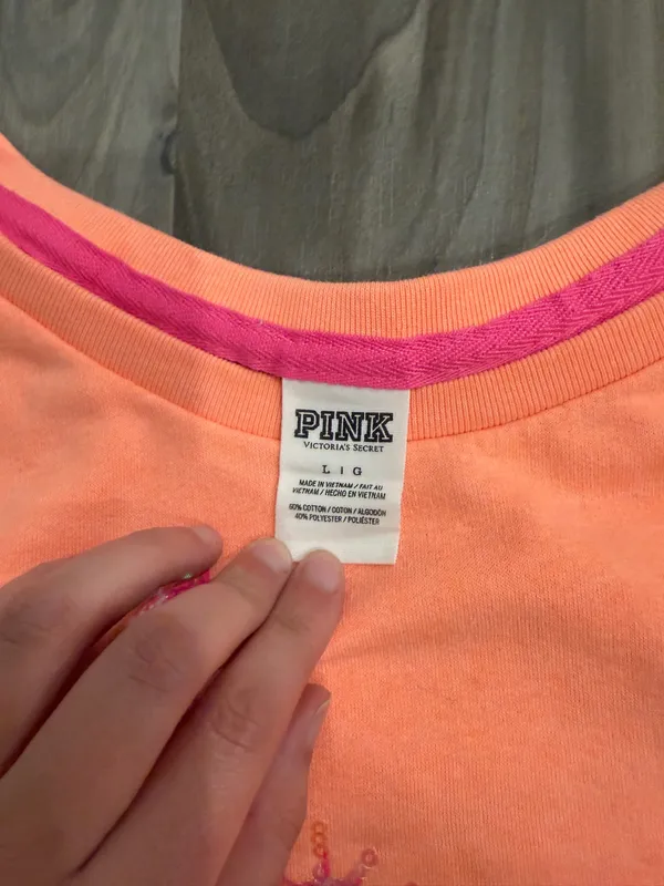 Victoria's Secret PINK New York Sweatshirt - Image 3