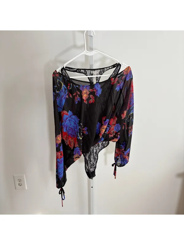 Intimately Free People EUC Women's Lace Bodysuit with Floral Overlay Top Size XS - Image 3
