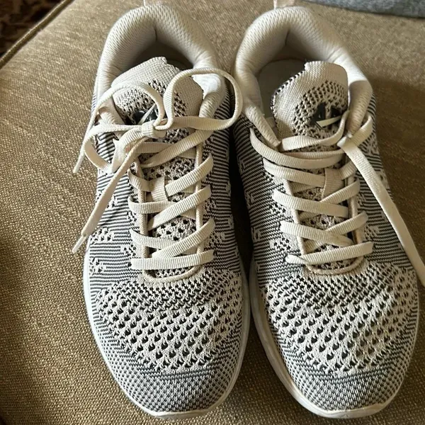APL TechLoom Pro Anthropologie Exclusive Knit Running Sneakers Tan Women 7.5 - Image 2