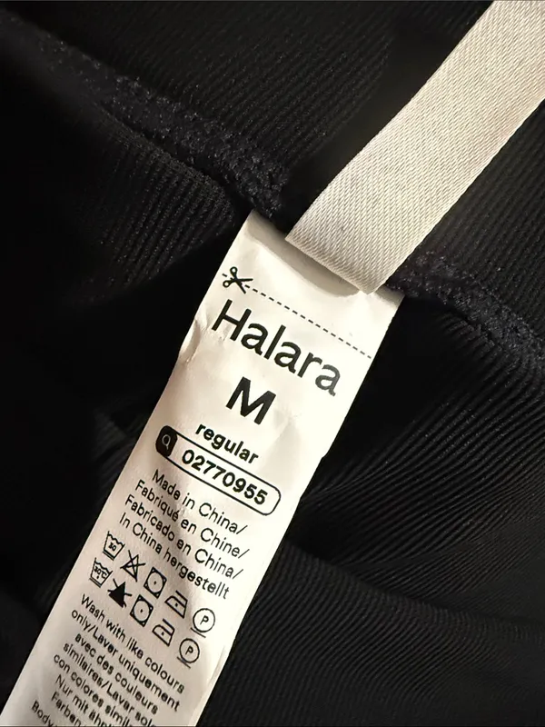 NWT Halara Flex™ High Waisted Body Sculpt Waist-Slimming Pocket Wide Leg Micro - Image 4