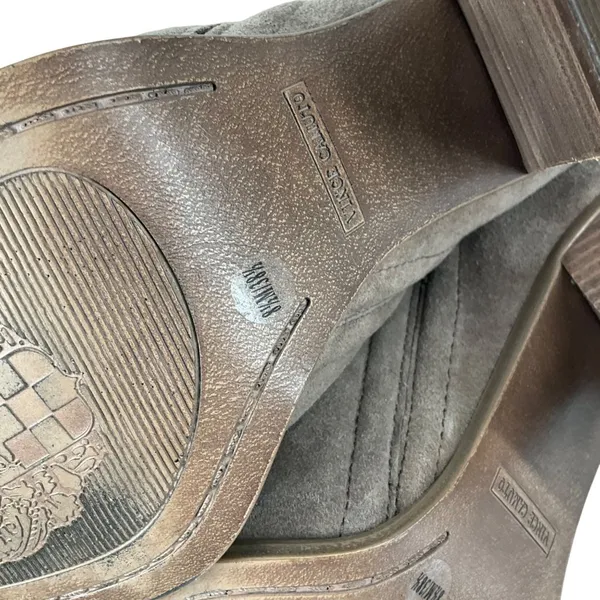 Vince Camuto Francia Suede Bootie Taupe Stacked Block Heel 8.5 Ankle Boots - Image 3