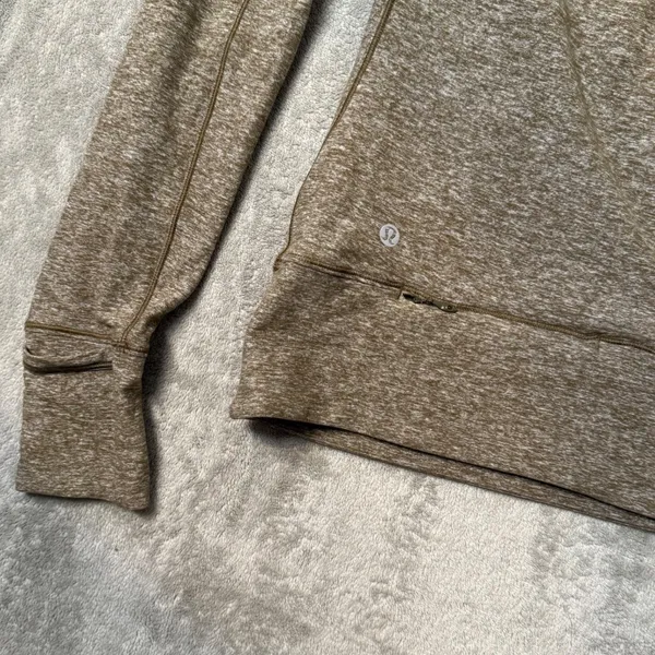 Lululemon Rush Hour 1/2 Zip Heathered Military Green Pullover Size 8‎ Active - Image 5