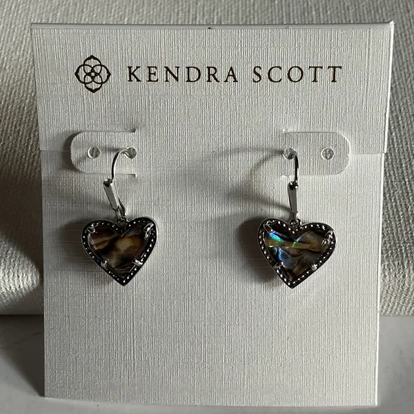 Kendra Scott Heart Drop Earrings Silver Iridescent Abalone Look NWT - Image 2