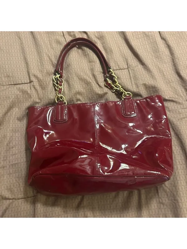 Coach Patent leather shoulder bag - Image 2