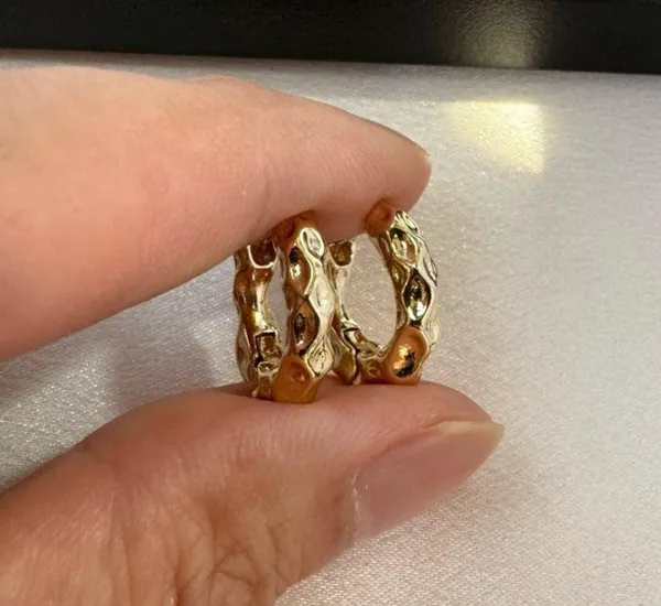 Irregular Small Gold Hoop Earrings for Women - Image 4