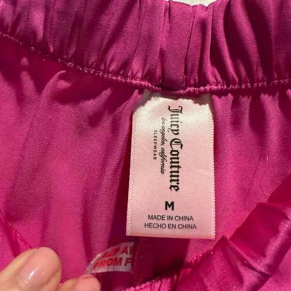 Juicy‎ Couture Pink Satin Sleep Shorts Rhinestone JC Logo Pajama Bottoms Medium - Image 2