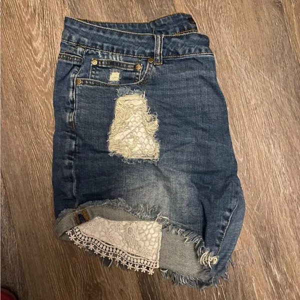 MsShe High Waisted Distressed Cut Off Blue Jean Denim Shorts Size 18 - Image 7