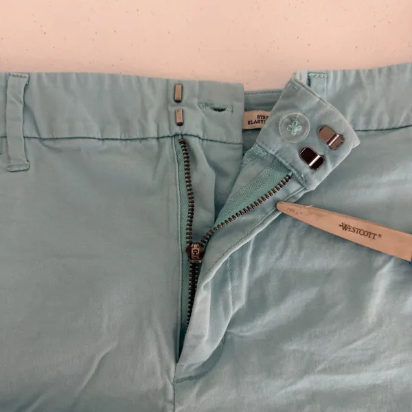 A New Day Womens Stretch Chino Shorts Light Teal Blue Size‎ 6 Mid Rise Casual Summer - Image 4