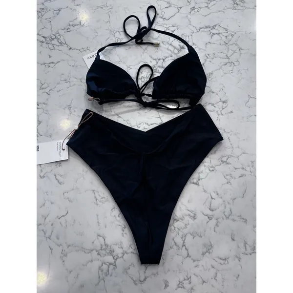 NWT Quince Black Italian Triangle Bikini Top & V Cut Bottom Set Size Medium - Image 2