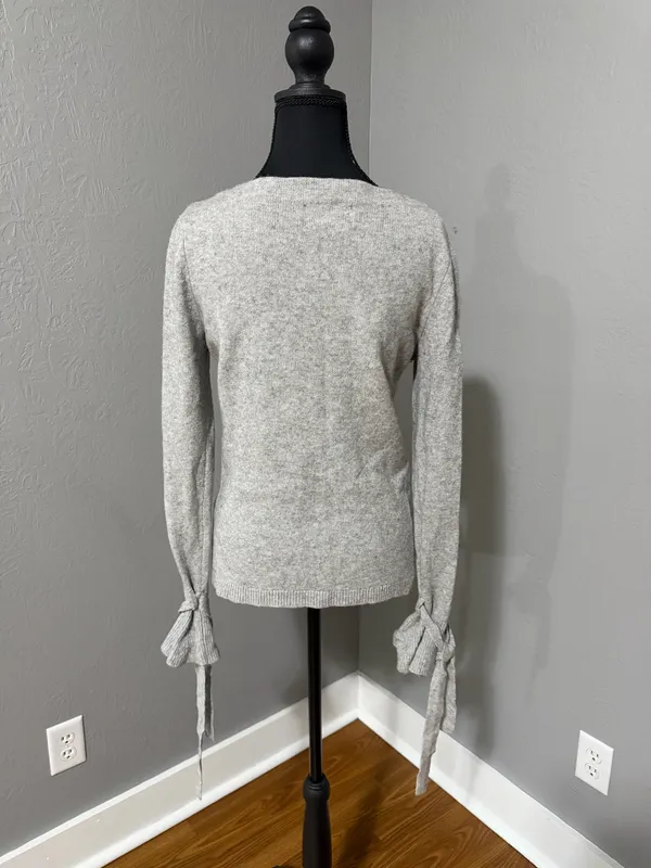 Banana Republic Grey Wool & Cashmere Blend Flipucci Sweater Size M. - Image 3
