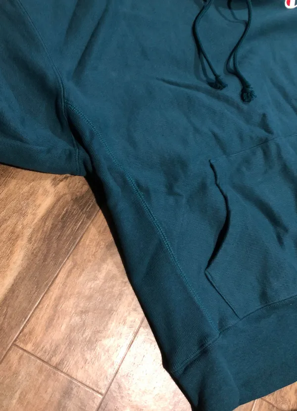 Champion Hoddie - Image 3
