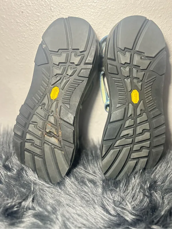 Women's Strappy Outdoor Sandal - Black with Teal Accents Sandals Size 9 - Image 7