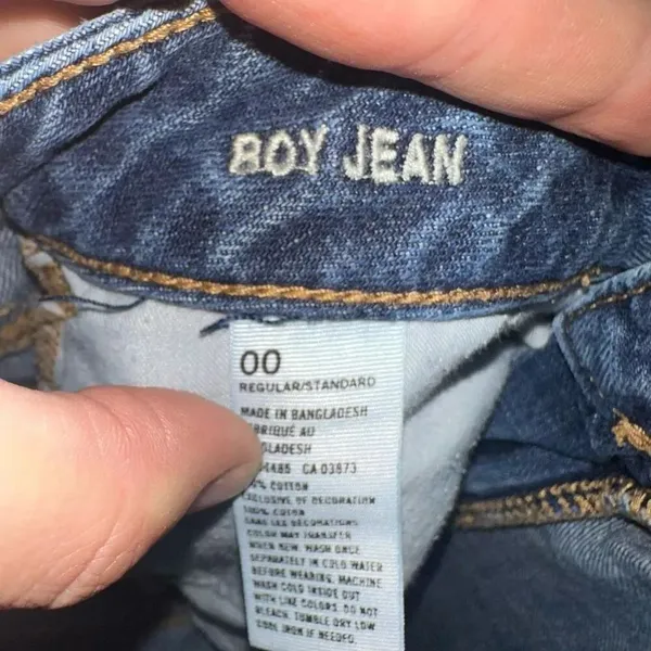 American Eagle 00 relaxed Boy distressed cropped jeans - Image 2