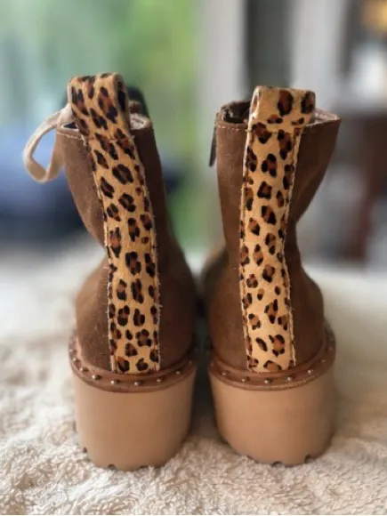 Dolce Vita Brown Lace Up Combat Boots Leopard Lug Sole Size 7.5 NWOT - Image 2