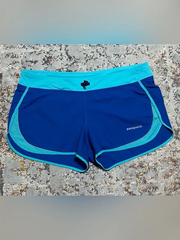 Patagonia Women's Strider running shorts Medium blue - Image 2
