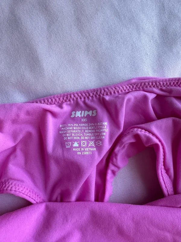 SKIMS Bodysuit - Image 3