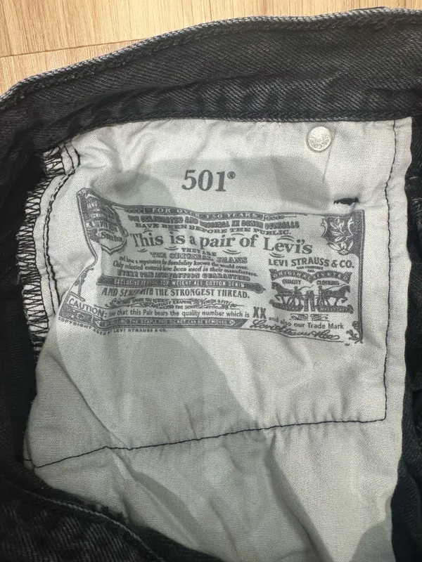 Levi’s Shorts - Image 3