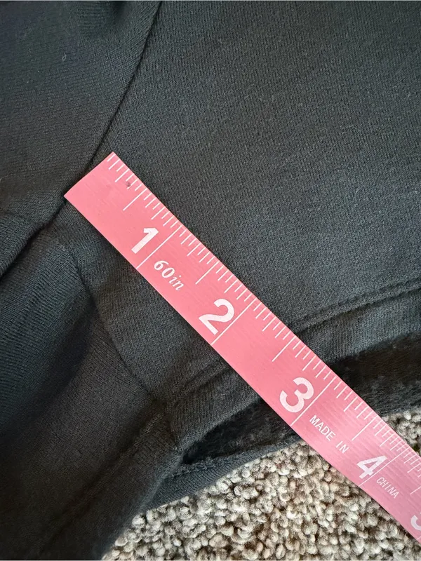 Quince Women’s Black Fleece Lounge Shorts Pull On Athleisure Size L - Image 7