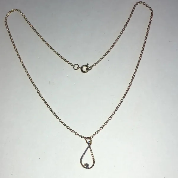 Vintage Gold Tone Dainty Rhinestone Teardrop Pendant Necklace - Image 4